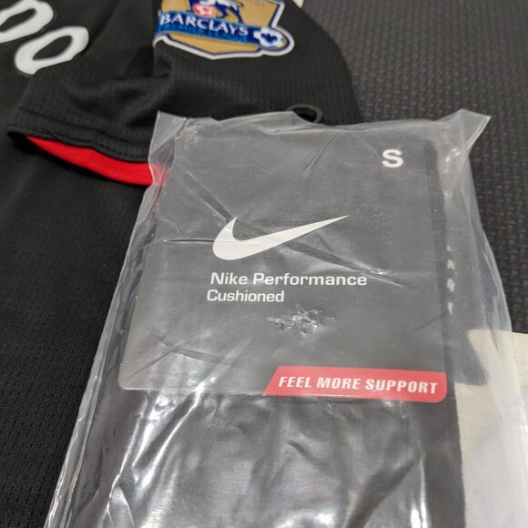 Ronaldo #7 2007/08 Manchester United Away Retro Youth Kit - Picture 13 of 13